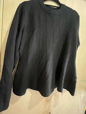 Luna Black Ribbed Sweater - Classic Knit